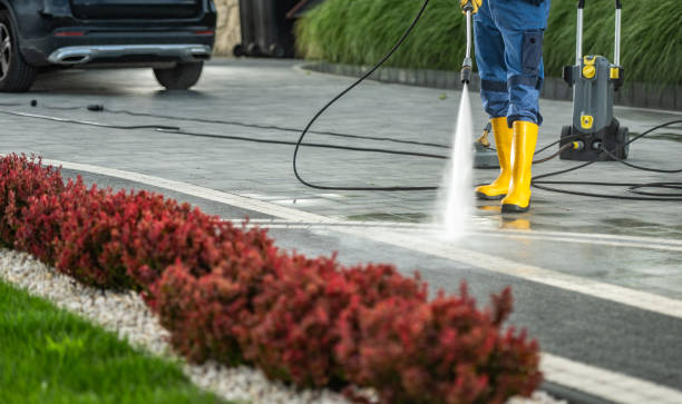 Best Sidewalk Pressure Washing  in Lewisburg, OH